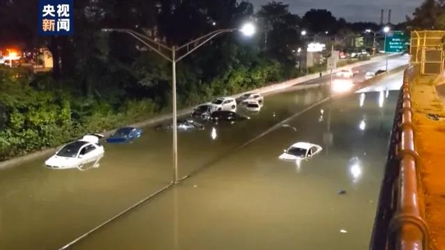 有多慘！歐洲多國淪陷，美國數(shù)千人撤離，進入緊急狀態(tài)！多國已被高溫大火吞噬！極端天氣頻發(fā)，聯(lián)合國氣候報告敲響警鐘！