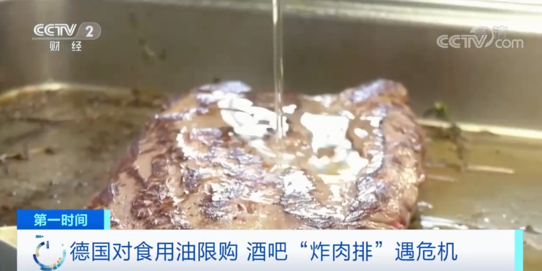 在國外，排隊半個月，都沒加上一箱油…