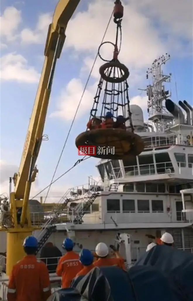 東海一漁船與貨船碰撞后沉沒，3人獲救11人失蹤...