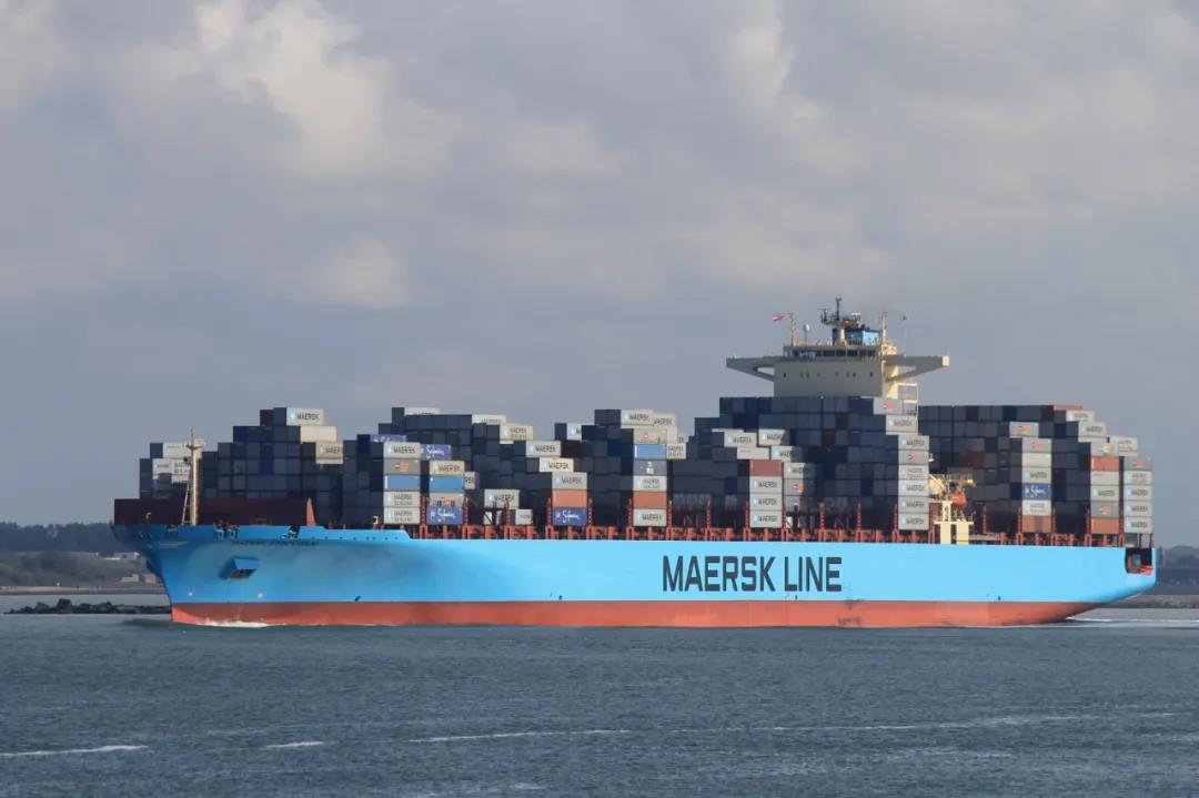 搶訂一空！英國最低1.6萬$！2月船公司加征美線1000美元GRI，溢價附加費(fèi)使運(yùn)費(fèi)創(chuàng)下新高！